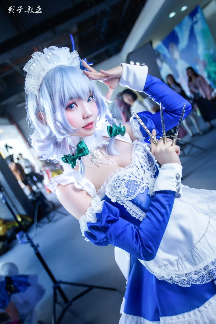 十六夜咲夜蓝宝石礼服COS