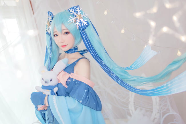 星与雪的公主 雪初音 COS