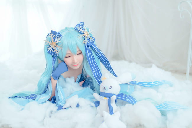 星与雪的公主 雪初音 COS