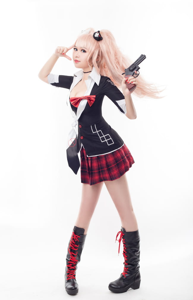 弹丸论破 绝对绝望的黑幕 江之岛盾子 COS