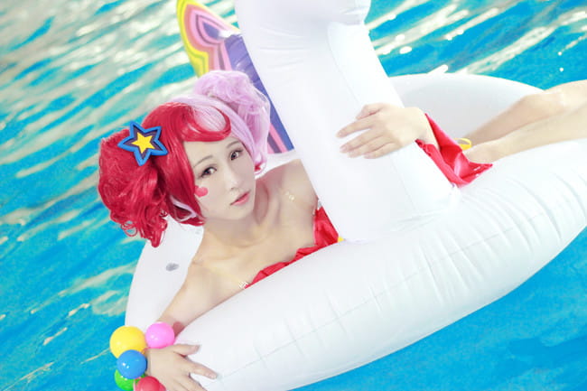 小乔缤纷独角兽cos