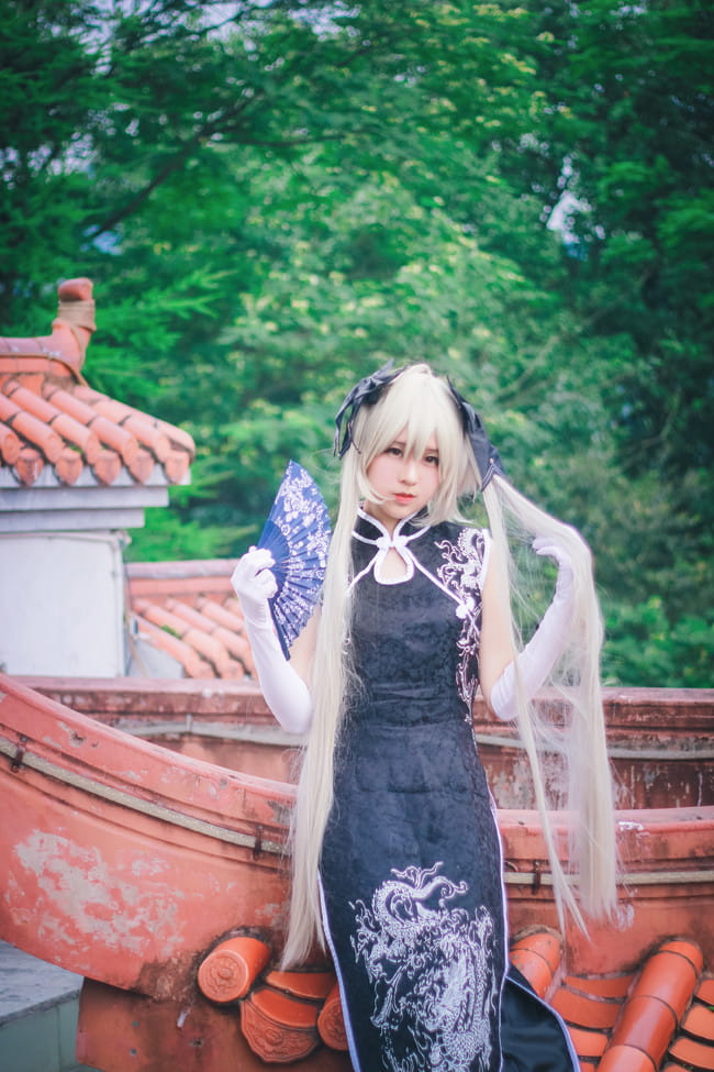 我可爱么？——穹妹黑旗袍