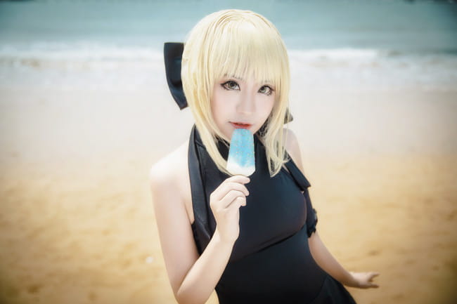 Saber Alter 水着 夏天就是要阳光和沙滩