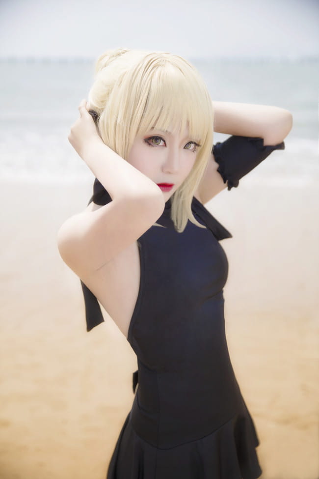 Saber Alter 水着 夏天就是要阳光和沙滩