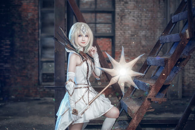 大元素使拉克丝（光）