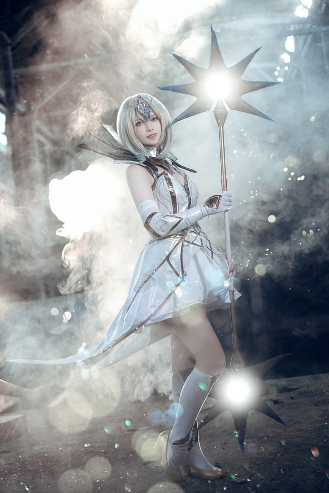 大元素使拉克丝（光）