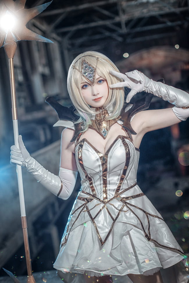 大元素使拉克丝（光）