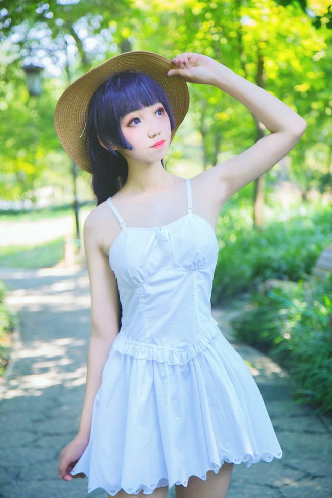 cos正片 黑猫白裙