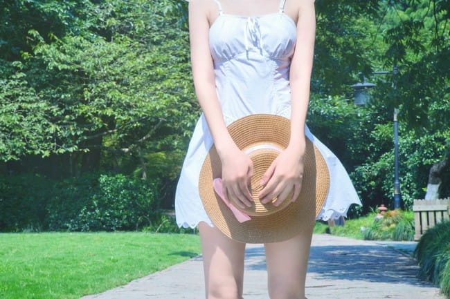 cos正片 黑猫白裙