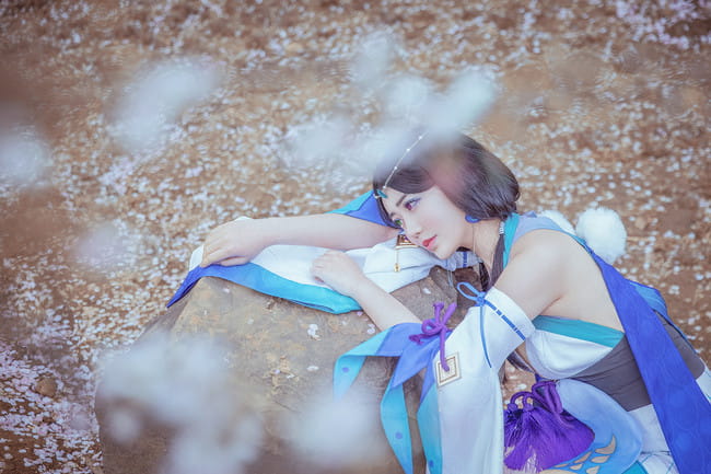 阴阳师 八百比丘尼·苍之雀羽 COS