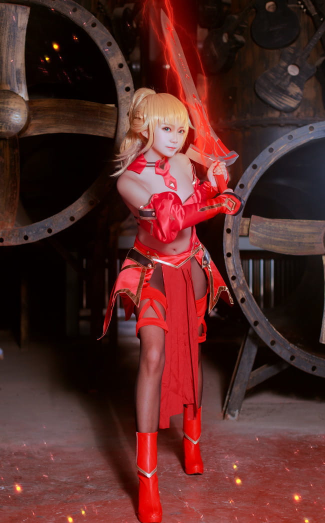 莫德雷德 战斗服