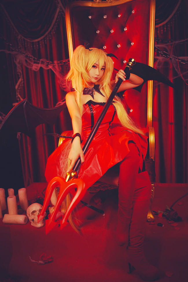 守护甜心 月咏歌呗恶魔变身cosplay