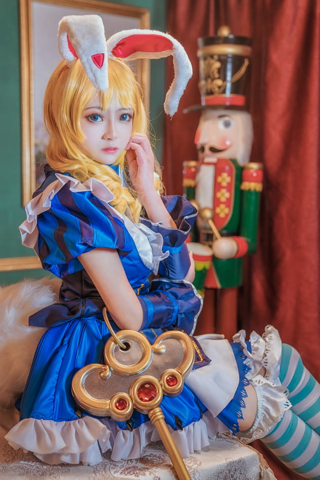 王者荣耀 妲己爱丽丝 cosplay图片(1)