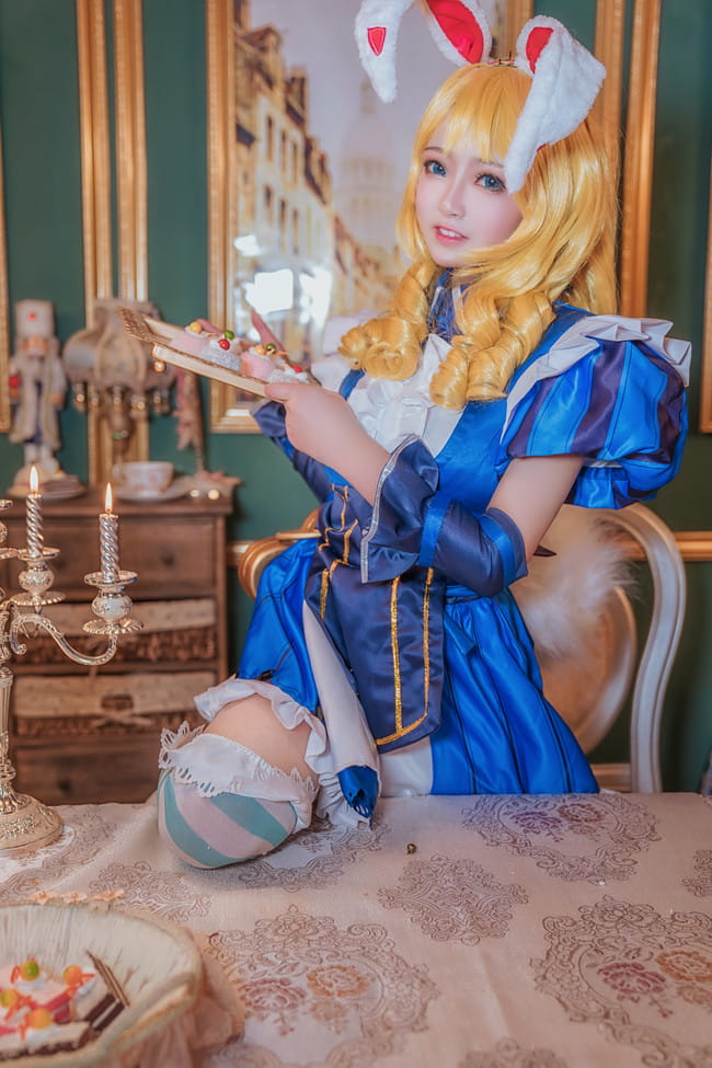 王者荣耀 妲己爱丽丝 cosplay图片(1)