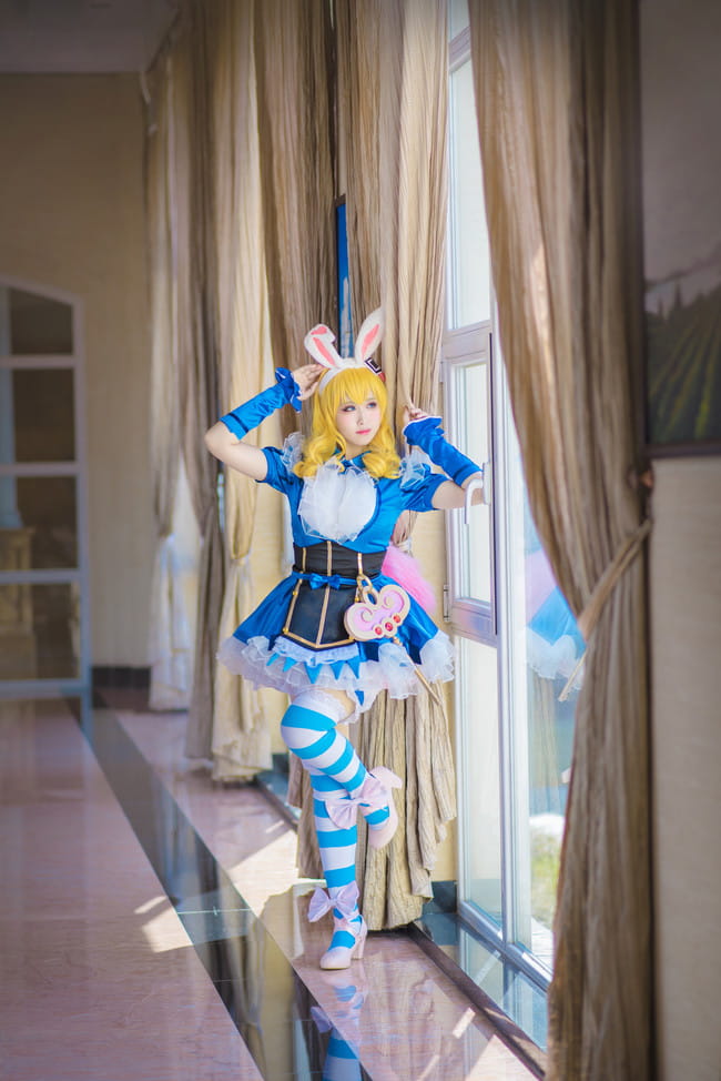 王者荣耀 妲己爱丽丝cosplay图片(1)