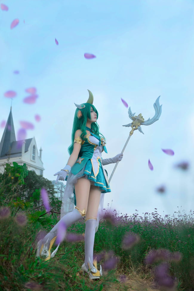 英雄联盟众星之子索拉卡cos