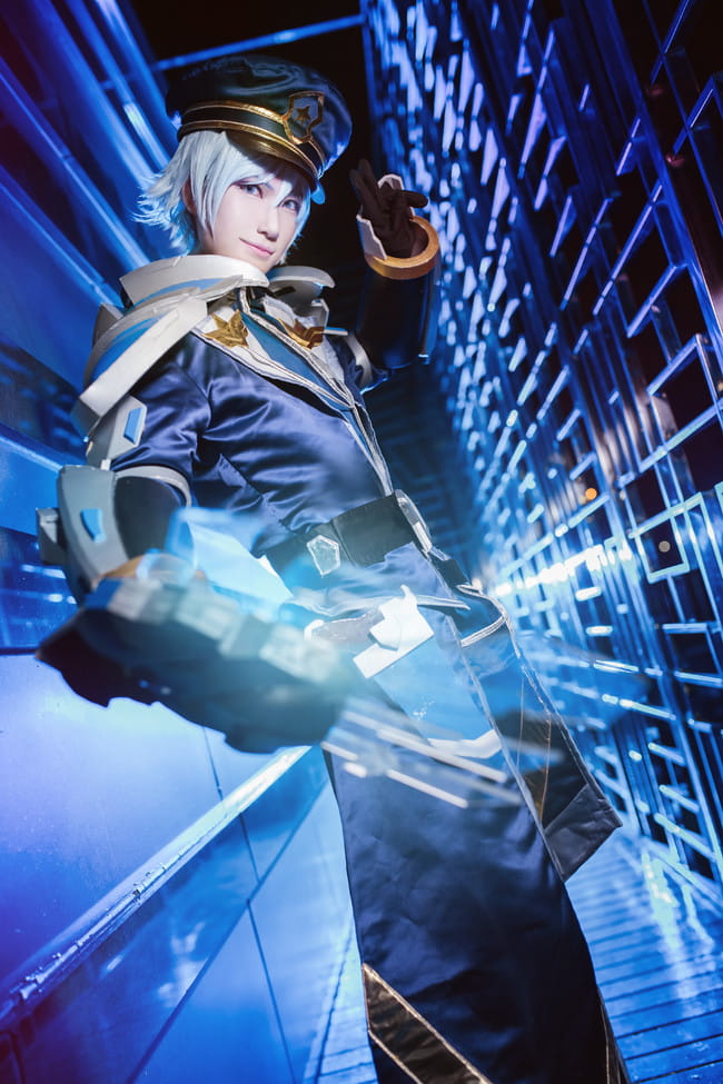 诸葛亮 星航指挥官cosplay图片(1)