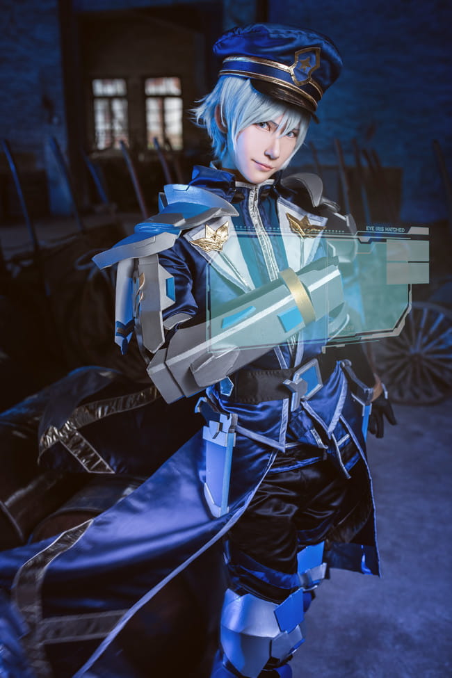 诸葛亮 星航指挥官cosplay图片(1)