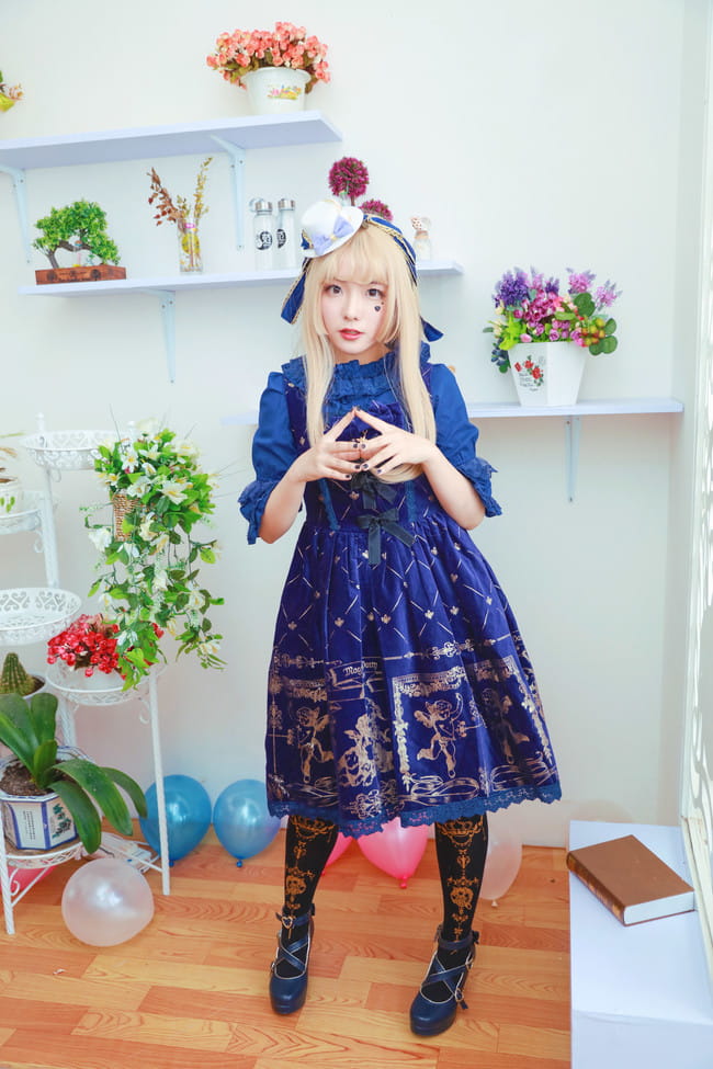 自古红蓝出CP  Lolita图片