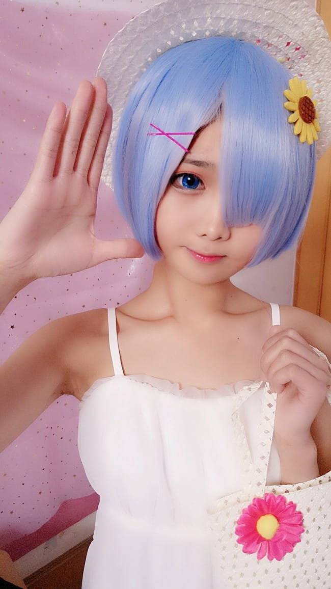 蕾姆插画白裙 有没感觉到寒冷 cosplay