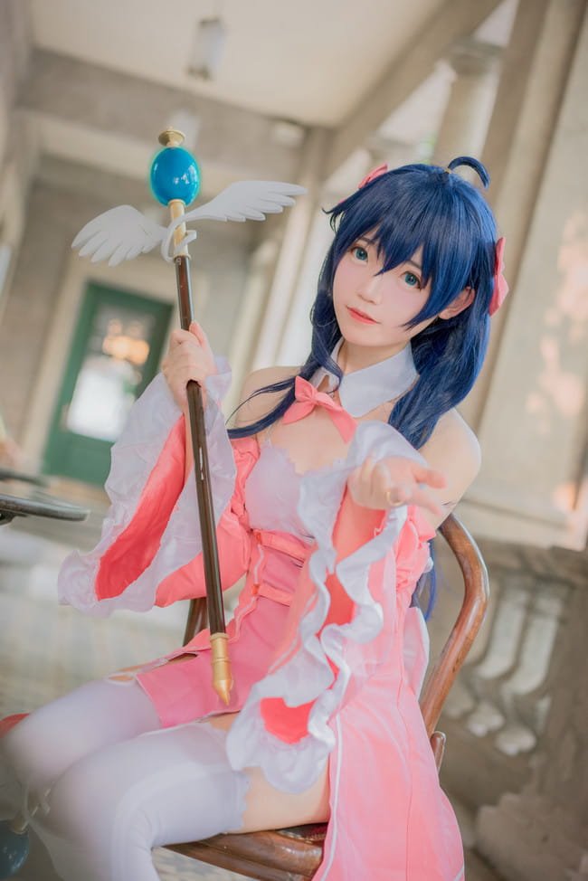 线上游戏的老婆不可能是女生? =玉置亚子