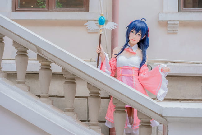 线上游戏的老婆不可能是女生? =玉置亚子