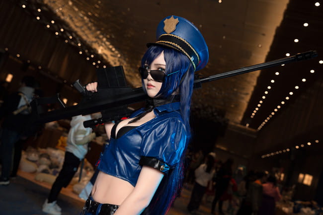 英雄联盟 女警狙击