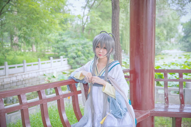 VOCALOID 洛天依 芷汀兰 cosplay
