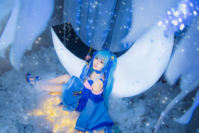初音未来 星与雪的公主 cosplay