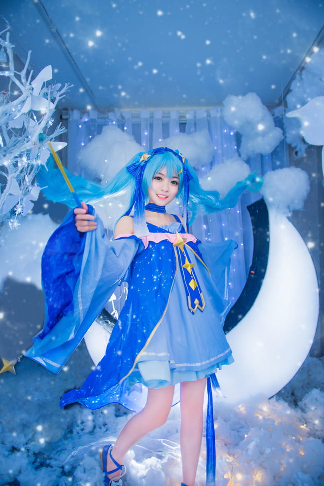 初音未来 星与雪的公主 cosplay