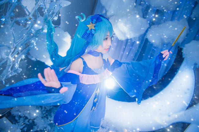 初音未来 星与雪的公主 cosplay