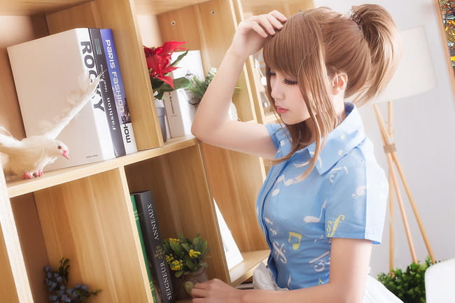 恋与制作人-----白起卡女主