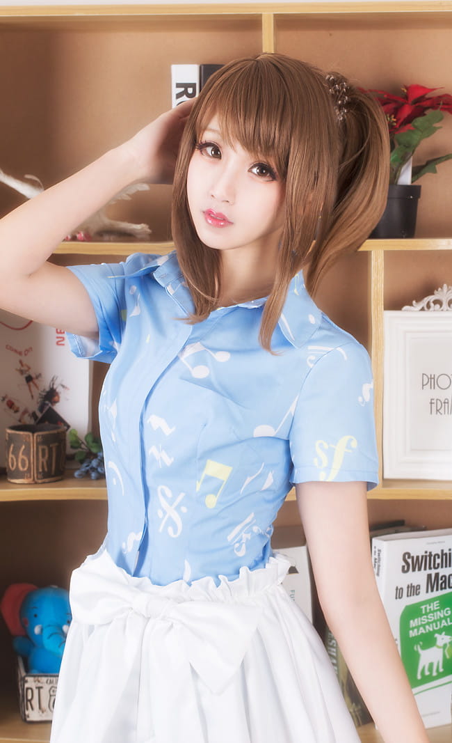 恋与制作人-----白起卡女主