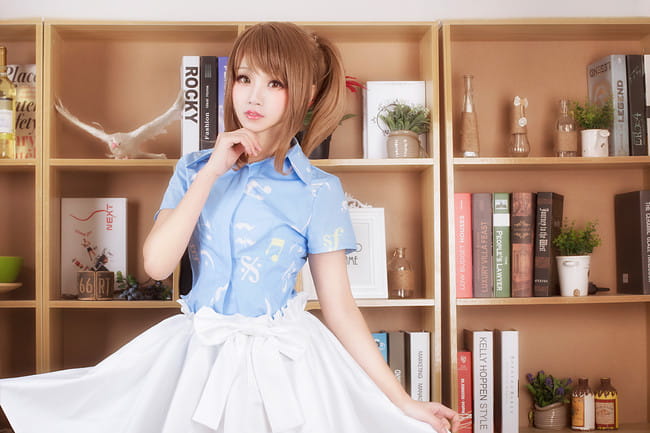 恋与制作人-----白起卡女主