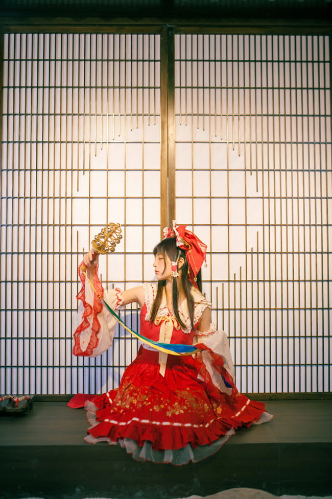 【东方】乐园的巫女