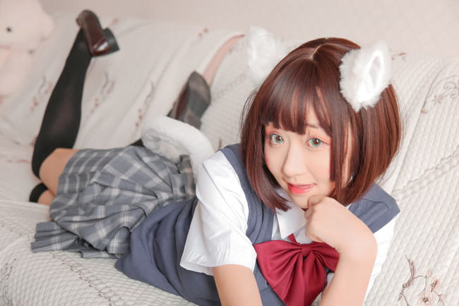 一只野生的未来猫突然出现~A捡起 B丢弃