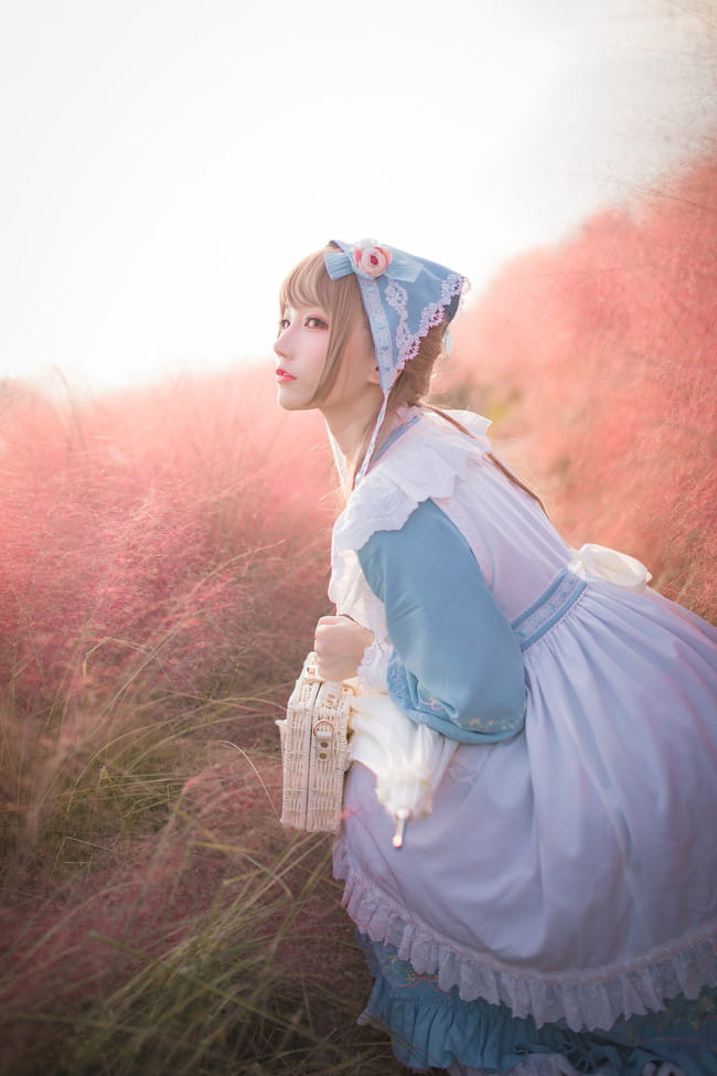 Lolita 那一季的花田 与少女的腼腆 cosplay