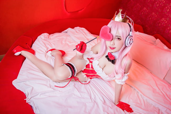 超级索尼子 是你的女王陛下 足控福利 cosplay