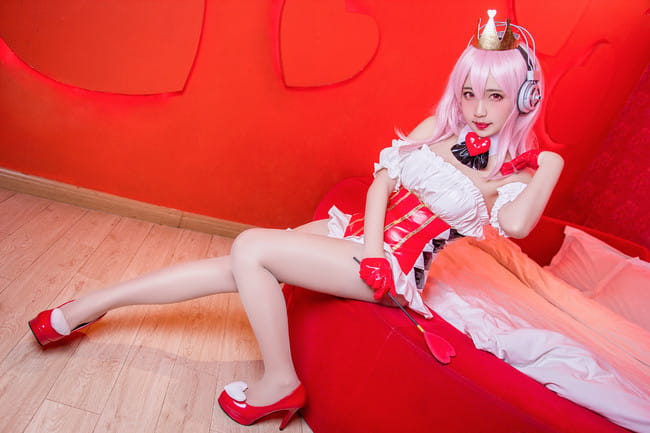 超级索尼子 是你的女王陛下 足控福利 cosplay
