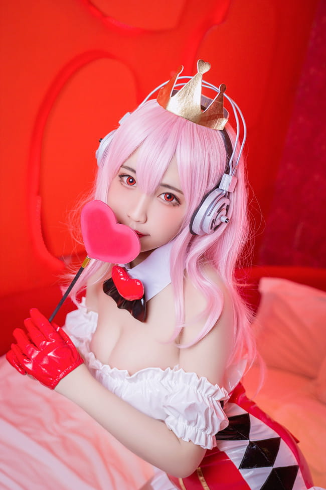 超级索尼子 是你的女王陛下 足控福利 cosplay