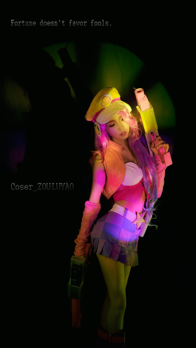 厄运小姐-电玩女神