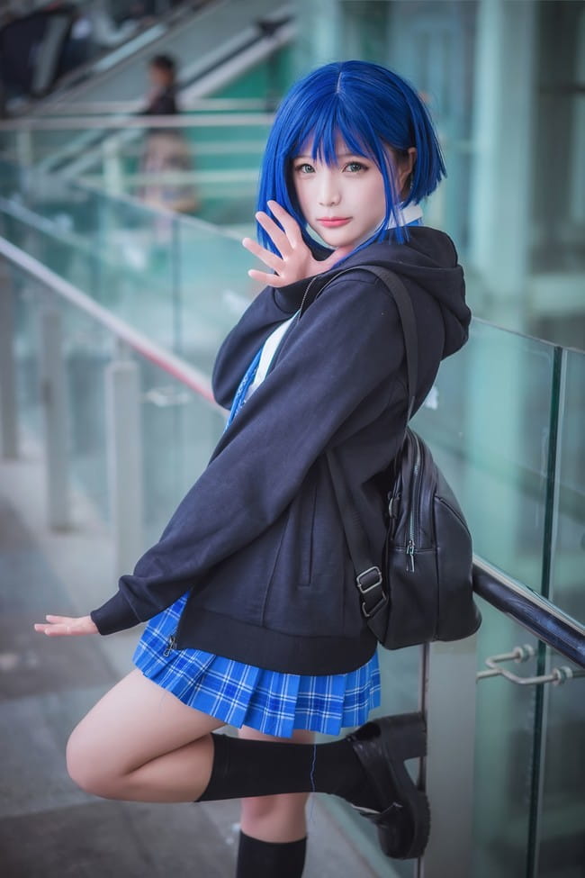 《DARLING in the FRANXX》莓 cos场照