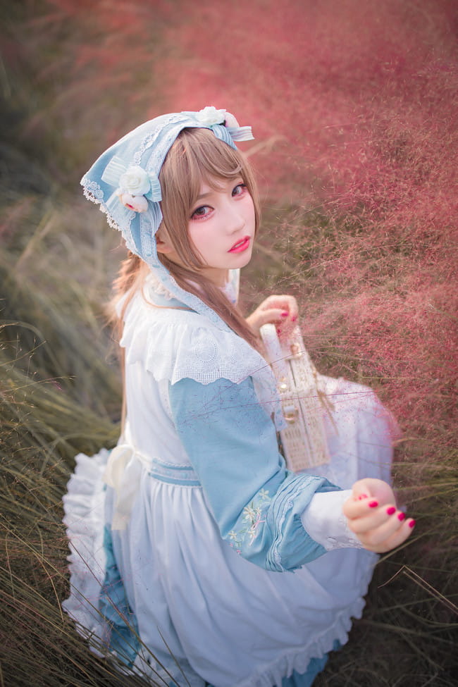 Lolita 那一季的花田 与少女的腼腆 cosplay