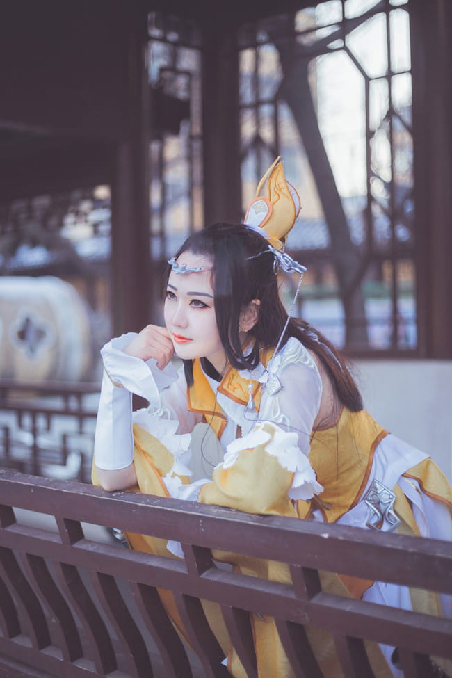 剑侠情缘网络版叁 雪河藏剑成女&秦风纯阳成女 cosplay图片(1)