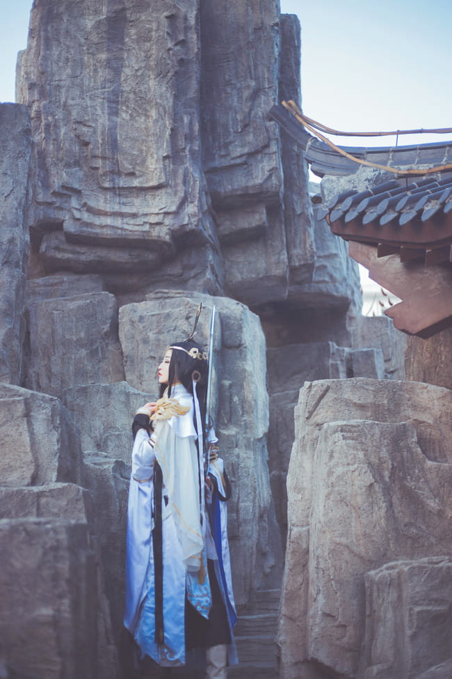 剑侠情缘网络版叁 雪河藏剑成女&秦风纯阳成女 cosplay图片(1)