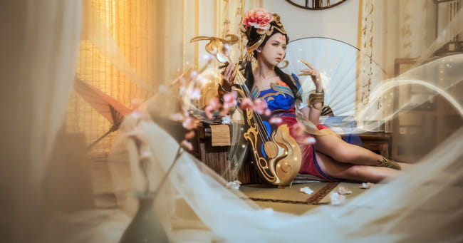 春江花月照人生无穷 弦音流转听山河入梦