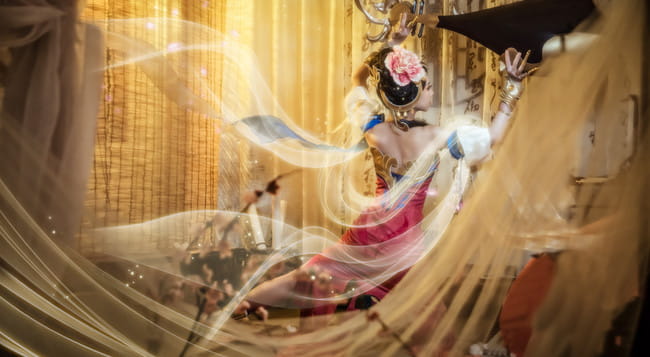 春江花月照人生无穷 弦音流转听山河入梦