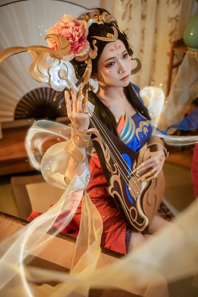 春江花月照人生无穷 弦音流转听山河入梦