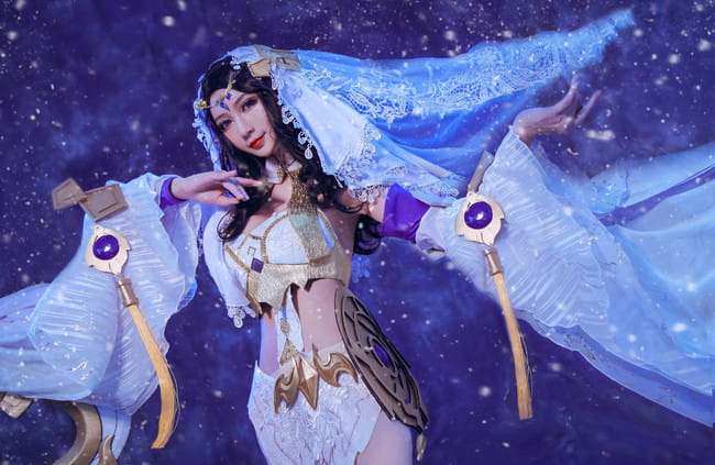 这么直白的盯着妾身，好羞涩哦～