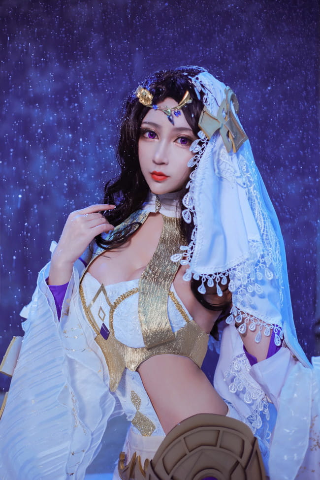 这么直白的盯着妾身，好羞涩哦～